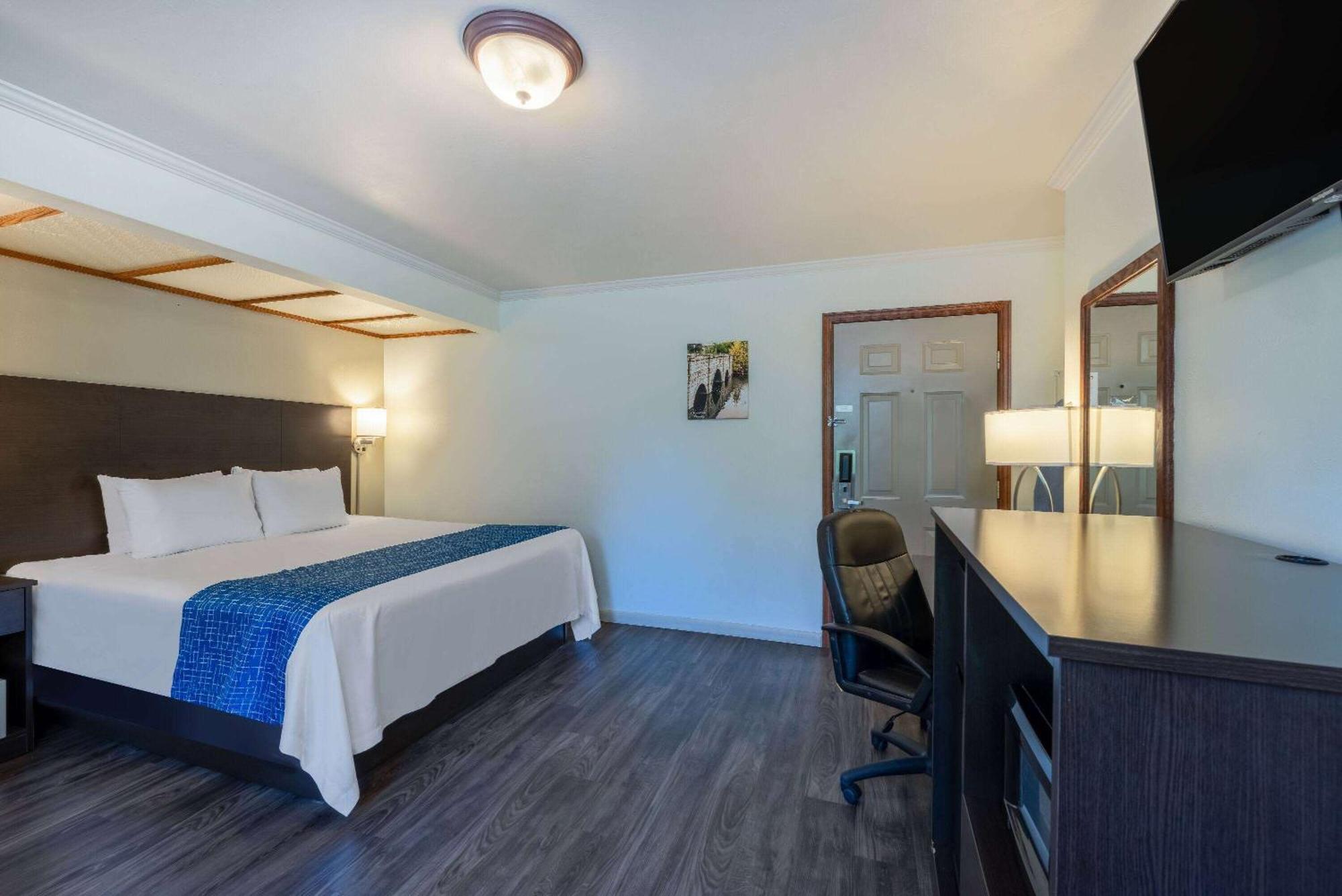 Travelodge By Wyndham Λίβινγκστον Εξωτερικό φωτογραφία