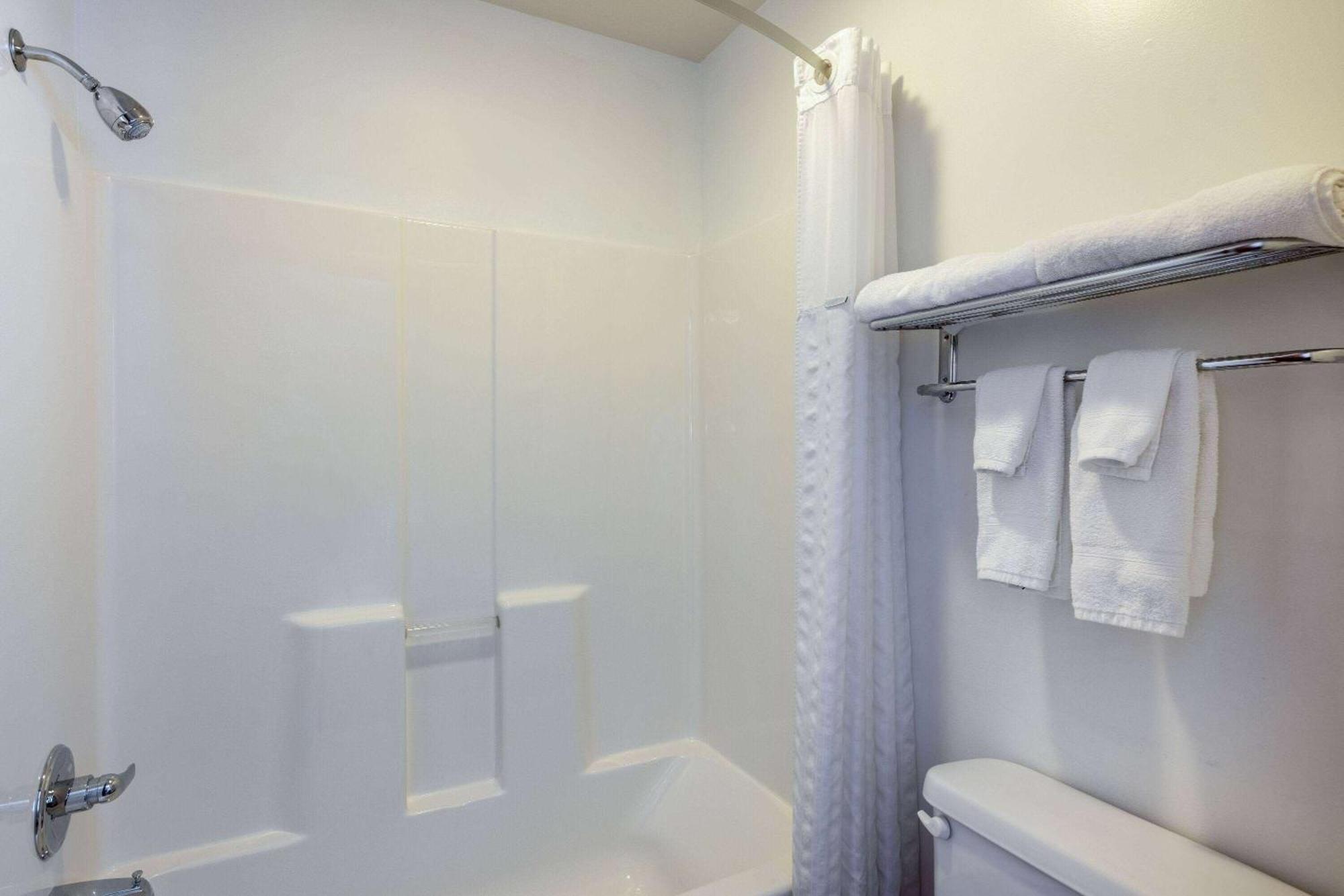 Travelodge By Wyndham Λίβινγκστον Εξωτερικό φωτογραφία
