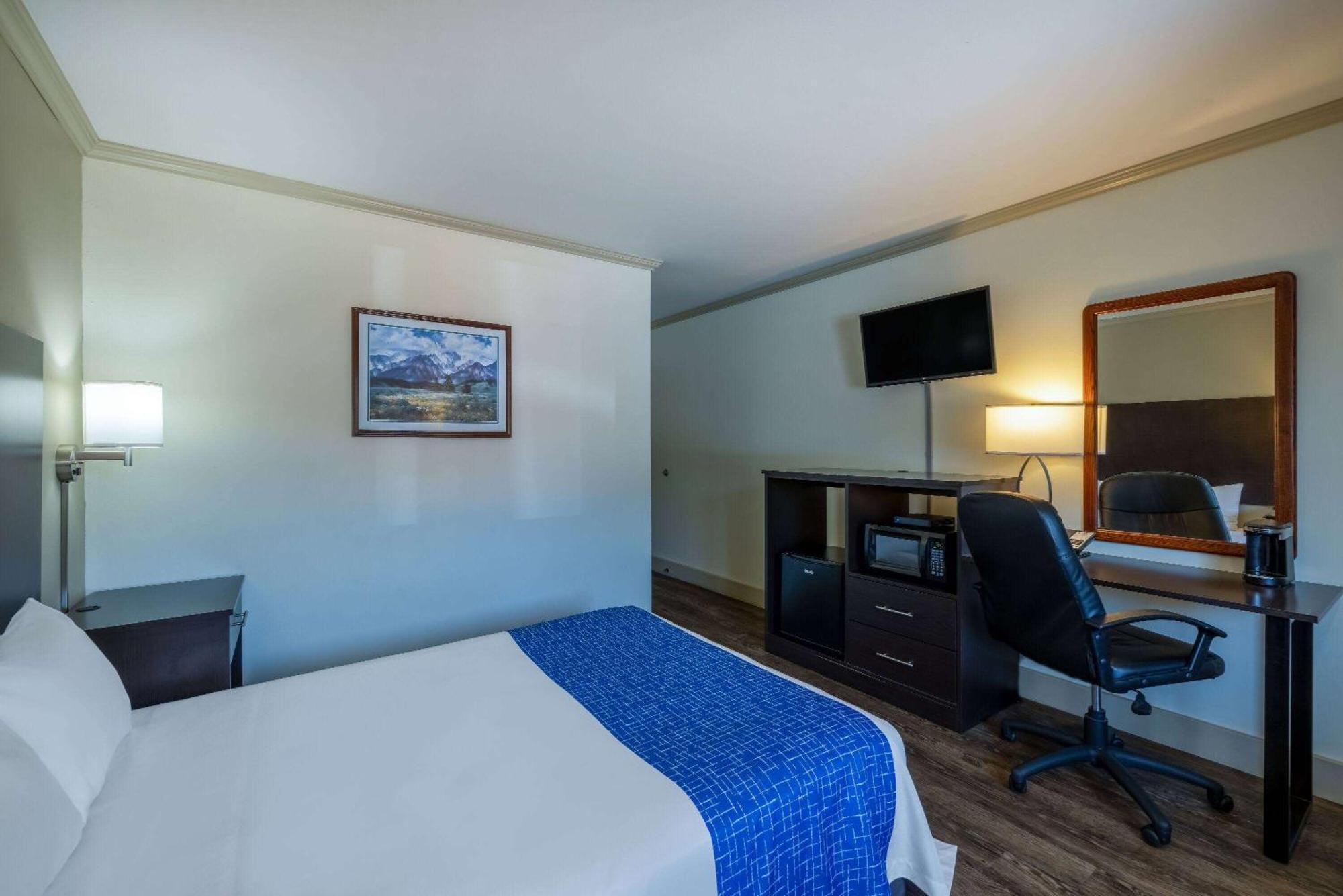 Travelodge By Wyndham Λίβινγκστον Εξωτερικό φωτογραφία