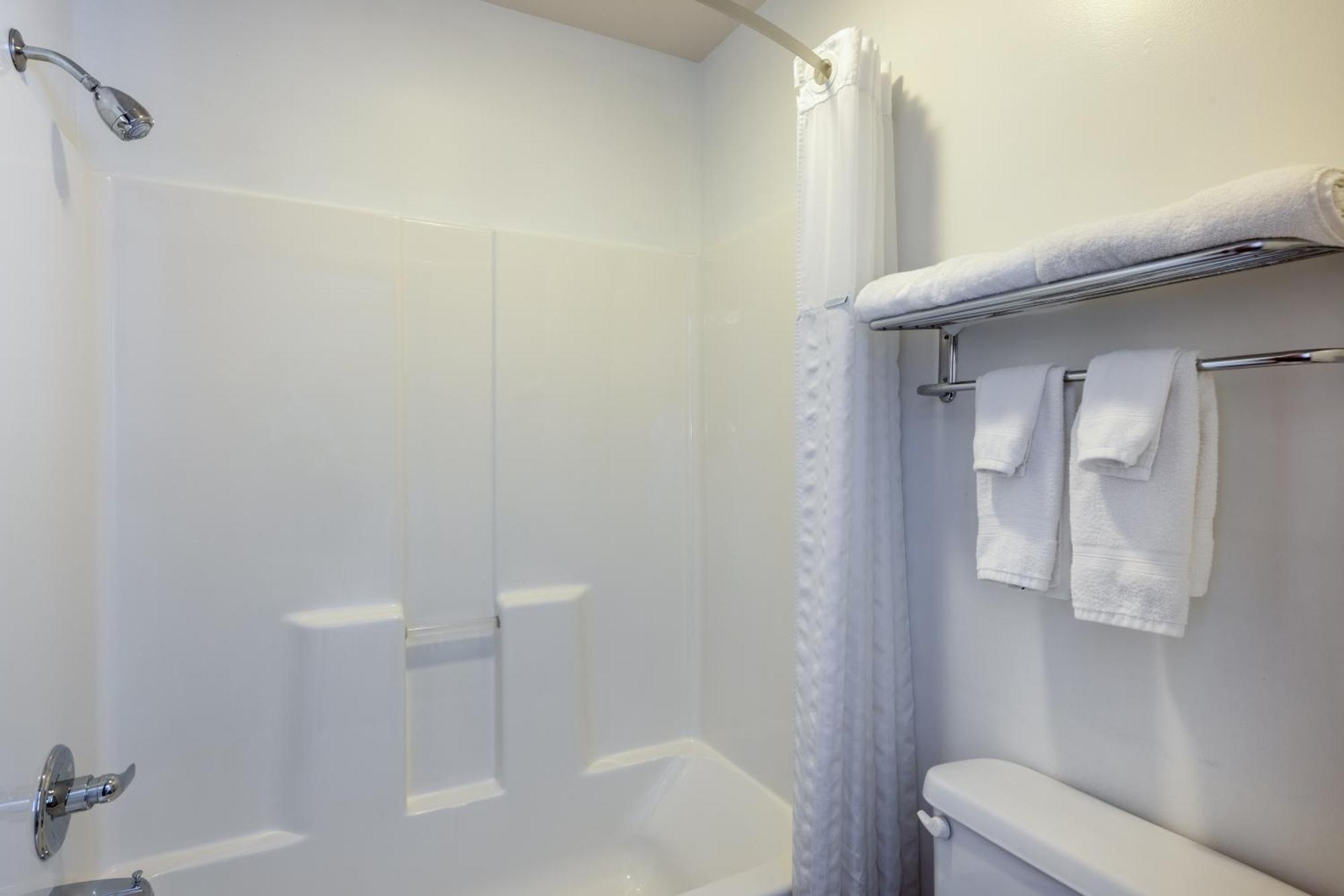 Travelodge By Wyndham Λίβινγκστον Εξωτερικό φωτογραφία