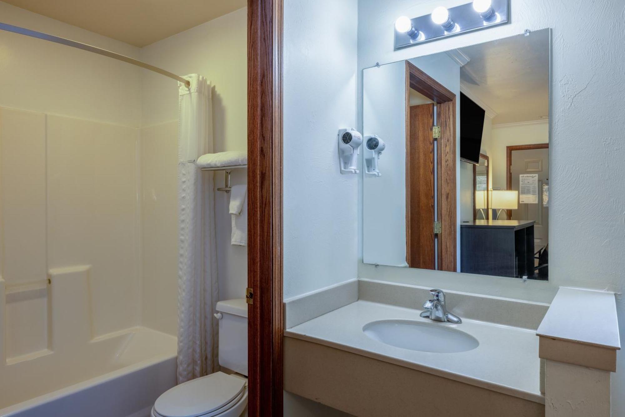 Travelodge By Wyndham Λίβινγκστον Εξωτερικό φωτογραφία